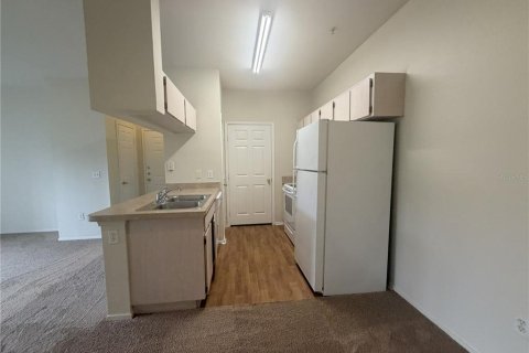 Copropriété à louer à Temple Terrace, Floride: 1 chambre, 67.82 m2 № 2415039 - photo 6