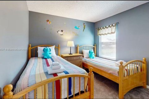 Casa en venta en Kissimmee, Florida, 7 dormitorios, 263.29 m2 № 2022454 - foto 13