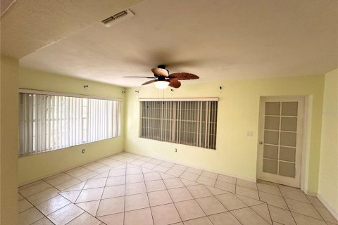 Villa ou maison à vendre à Palm Coast, Floride: 4 chambres, 248.33 m2 № 2148072 - photo 23