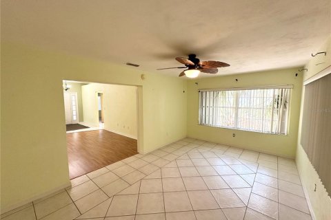 Villa ou maison à vendre à Palm Coast, Floride: 4 chambres, 248.33 m2 № 2148072 - photo 22