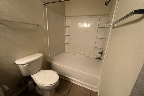 Снять в аренду кондоминиум в Брейдентон, Флорида 2 спальни, 97.36м2, № 2167768 - фото 10