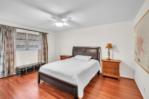 Купить кондоминиум в Холливуд, Флорида 2 спальни, 102.19м2, № 1987812 - фото 12