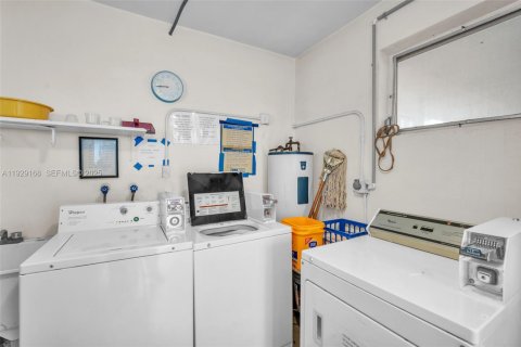 Купить кондоминиум в Холливуд, Флорида 2 спальни, 102.19м2, № 1987812 - фото 23