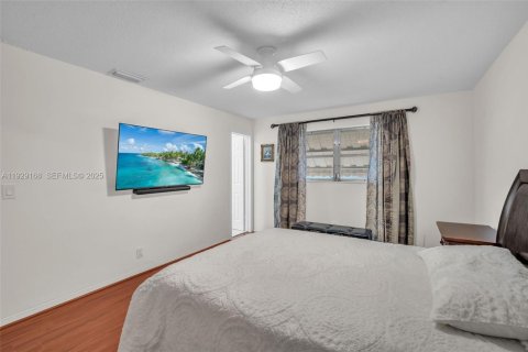 Купить кондоминиум в Холливуд, Флорида 2 спальни, 102.19м2, № 1987812 - фото 13