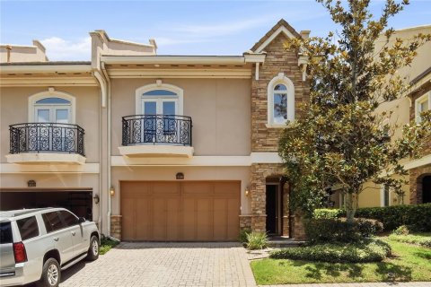 Touwnhouse à Tarpon Springs, Floride 3 chambres, 294.5 m2 № 2156593