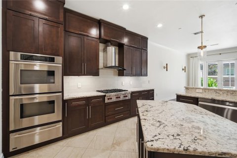 Touwnhouse à louer à Tarpon Springs, Floride: 3 chambres, 294.5 m2 № 2156593 - photo 11