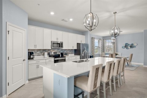 Condo in Punta Gorda, Florida, 3 bedrooms № 2111779 - photo 9