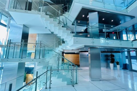 Condominio en venta en Aventura, Florida, 2 dormitorios, 154.5 m2 № 2022548 - foto 17