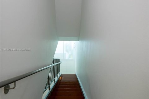 Condominio en venta en Aventura, Florida, 2 dormitorios, 154.5 m2 № 2022548 - foto 22