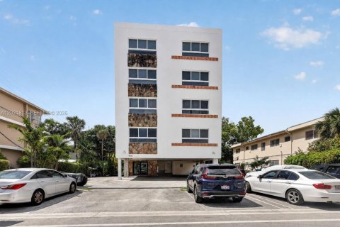 Copropriété à louer à Bay Harbor Islands, Floride: 2 chambres, 86.31 m2 № 2256958 - photo 30