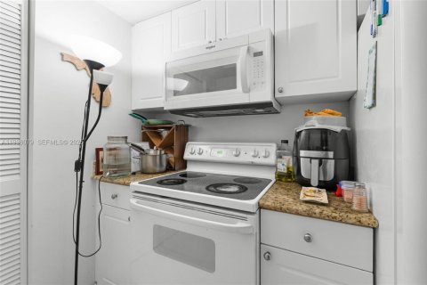 Купить кондоминиум в Авентура, Флорида 2 спальни, 109.16м2, № 1994169 - фото 14