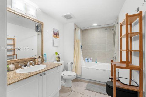 Купить кондоминиум в Авентура, Флорида 2 спальни, 109.16м2, № 1994169 - фото 18