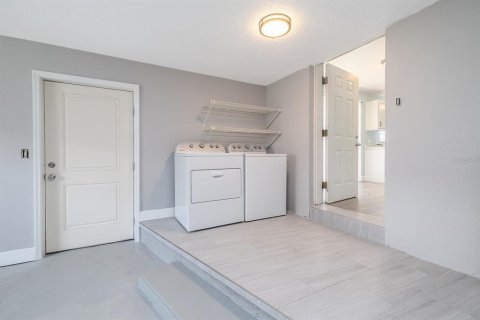 Купить виллу или дом в Саут-Дайтона, Флорида 6 комнат, 115.94м2, № 2216964 - фото 16