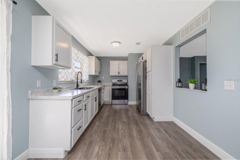 Купить виллу или дом в Саут-Дайтона, Флорида 6 комнат, 115.94м2, № 2216964 - фото 9
