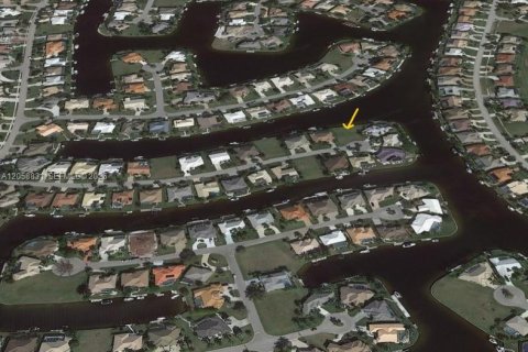 Terrain à vendre à Punta Gorda, Floride № 2168797 - photo 8