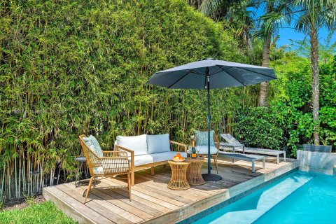 Villa ou maison à louer à Miami Beach, Floride: 4 chambres, 205.69 m2 № 1974673 - photo 19