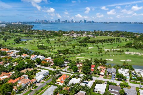 Villa ou maison à louer à Miami Beach, Floride: 4 chambres, 205.69 m2 № 1974673 - photo 4