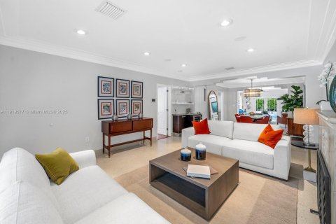 Villa ou maison à louer à Miami Beach, Floride: 4 chambres, 205.69 m2 № 1974673 - photo 9