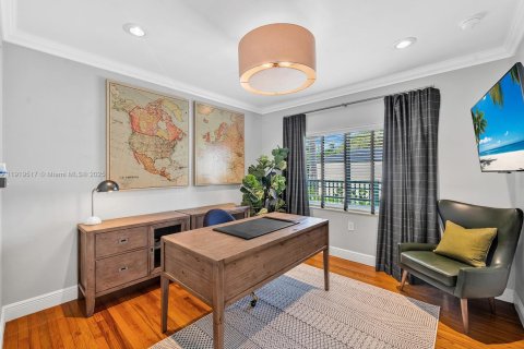 Villa ou maison à louer à Miami Beach, Floride: 4 chambres, 205.69 m2 № 1974673 - photo 28