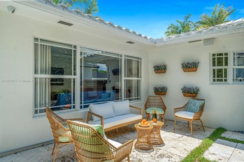 Villa ou maison à louer à Miami Beach, Floride: 4 chambres, 205.69 m2 № 1974673 - photo 20