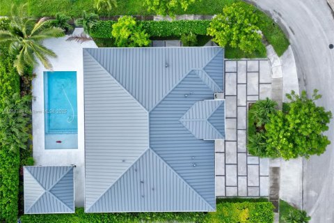 Купить виллу или дом в Майами, Флорида 3 спальни, 225.47м2, № 1887547 - фото 2