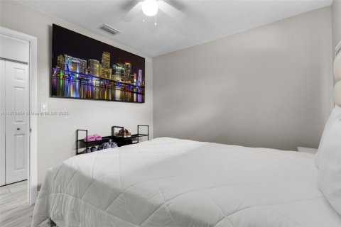 Villa ou maison à vendre à Homestead, Floride: 3 chambres, 102.19 m2 № 1923192 - photo 18