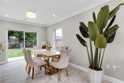 Villa ou maison à vendre à Homestead, Floride: 3 chambres, 102.19 m2 № 1923192 - photo 9