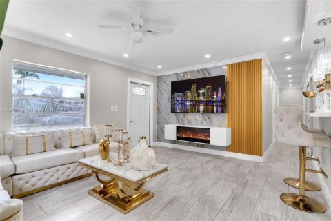 Villa ou maison à vendre à Homestead, Floride: 3 chambres, 102.19 m2 № 1923192 - photo 2