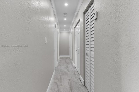 Villa ou maison à vendre à Homestead, Floride: 3 chambres, 102.19 m2 № 1923192 - photo 11