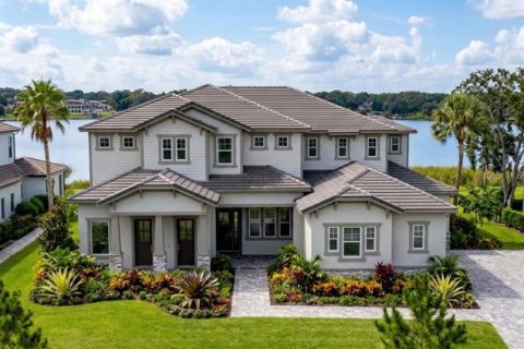 House in Windermere, Florida 6 bedrooms, 598.48 sq.m. № 2296298 - photo 12