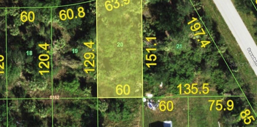 Terrain à Punta Gorda, Floride № 2232686