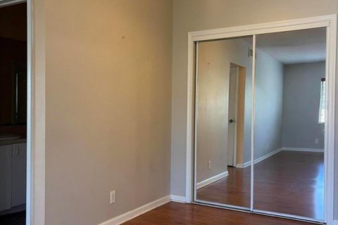 Condo in Fort Lauderdale, Florida, 2 bedrooms № 2247220 - photo 3