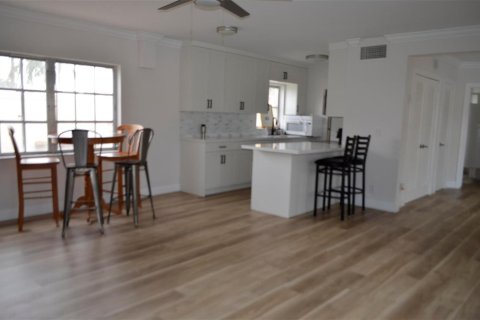 Condo in Fort Lauderdale, Florida, 2 bedrooms № 2247220 - photo 24