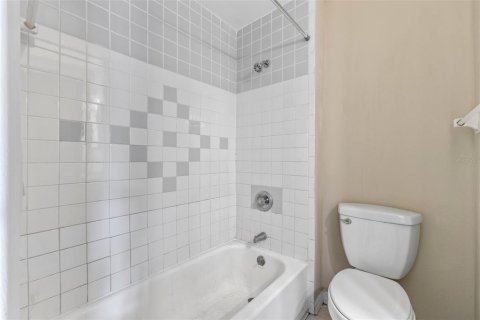 Condo in Winter Park, Florida, 2 bedrooms  № 1769752 - photo 19