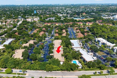 Condominio en venta en Tamarac, Florida, 2 dormitorios, 91.51 m2 № 2244078 - foto 30