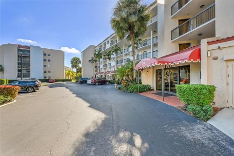 Copropriété à vendre à Lauderhill, Floride: 2 chambres, 113.34 m2 № 2084523 - photo 4