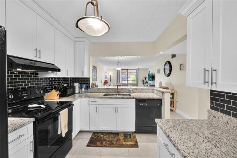 Copropriété à vendre à Lauderhill, Floride: 2 chambres, 113.34 m2 № 2084523 - photo 14
