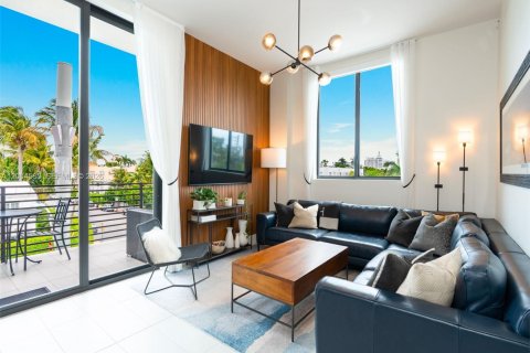 Condominio en venta en Miami Beach, Florida, 2 dormitorios, 102.29 m2 № 2170532 - foto 12