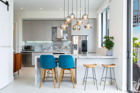 Condominio en venta en Miami Beach, Florida, 2 dormitorios, 102.29 m2 № 2170532 - foto 5