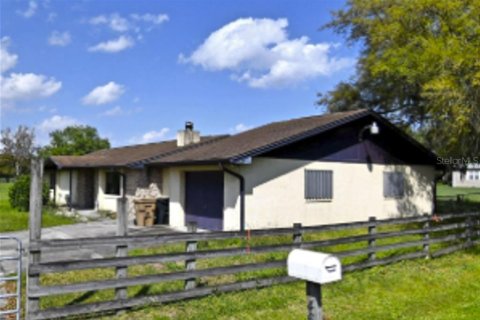 Villa ou maison à Kissimmee, Floride 3 chambres, 149.39 m2 № 2298448