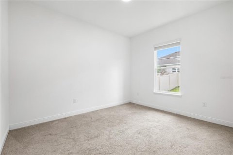 House in Winter Garden, Florida 5 bedrooms, 338.16 sq.m. № 2128863 - photo 30