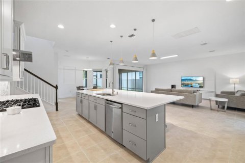 House in Winter Garden, Florida 5 bedrooms, 338.16 sq.m. № 2128863 - photo 28