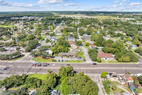 Propiedad comercial en venta en Kissimmee, Florida, 80.27 m2 № 1910268 - foto 4
