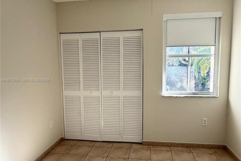 Townhouse in Miami, Florida 2 bedrooms, 111.48 sq.m. № 2033518 - photo 15