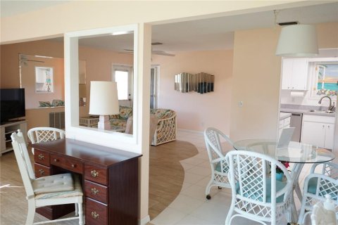 Copropriété à vendre à Sun City Center, Floride: 2 chambres, 104.05 m2 № 2092851 - photo 16