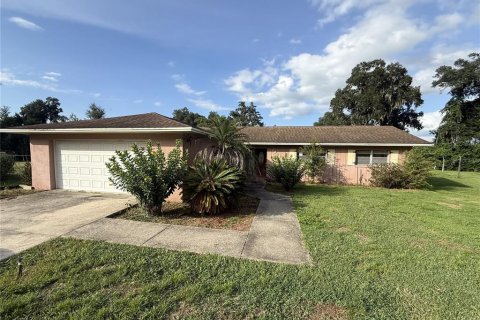 Casa en Plant City, Florida 3 dormitorios, 167.6 m2 № 2384253