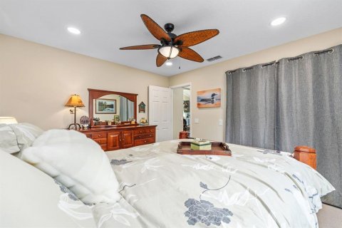 House in The Villages, Florida 3 bedrooms, 193.42 sq.m. № 1817869 - photo 20