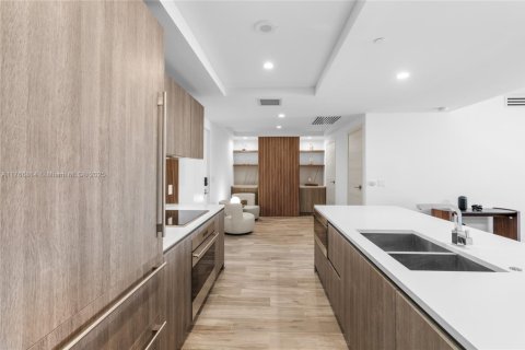 Купить кондоминиум в Майами, Флорида 2 спальни, 116.41м2, № 1862882 - фото 22