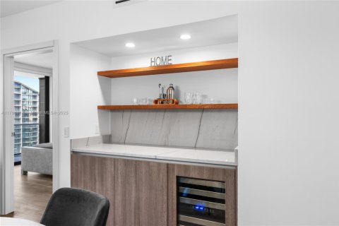Купить кондоминиум в Майами, Флорида 2 спальни, 116.41м2, № 1862882 - фото 19