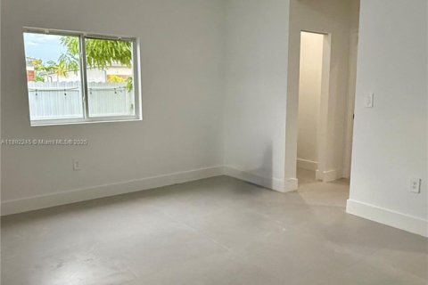 Villa ou maison à louer à Homestead, Floride: 4 chambres, 145.58 m2 № 1946502 - photo 10